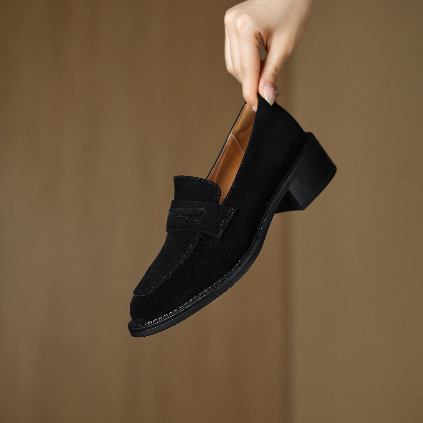 Women's Suede Handmade Block Low Heeled Penny Loafers