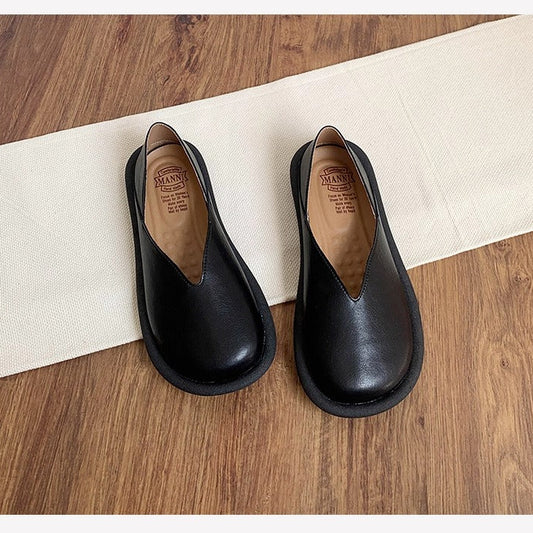 Women's Wide Toe Soft Leather Flats – Japanese V-Cut Backless Design