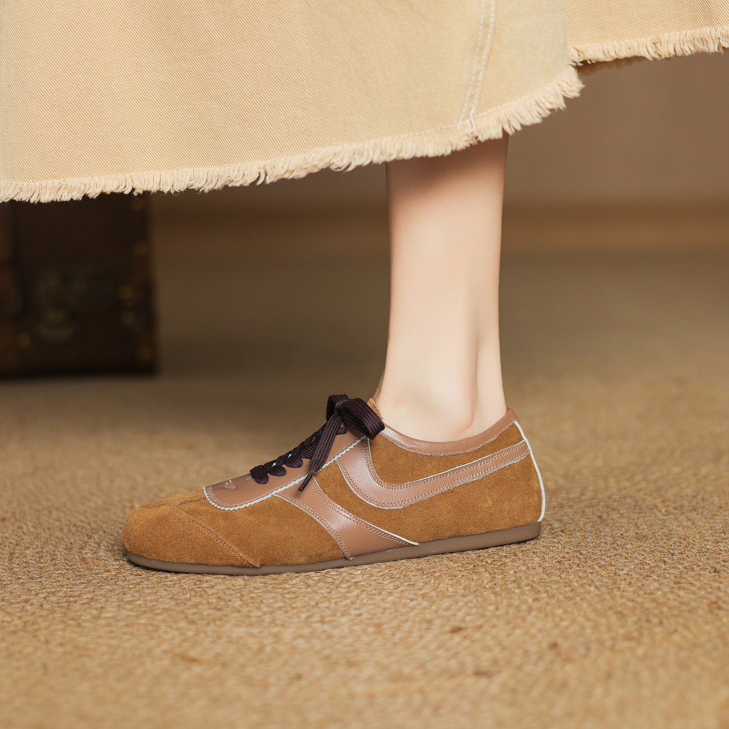 Women's Flat Cow Suede Lace-Up Soft Comfortable German Army Trainers