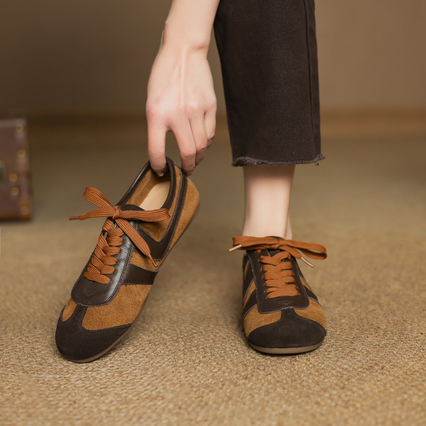 Women's Flat Cow Suede Lace-Up Soft Comfortable German Army Trainers