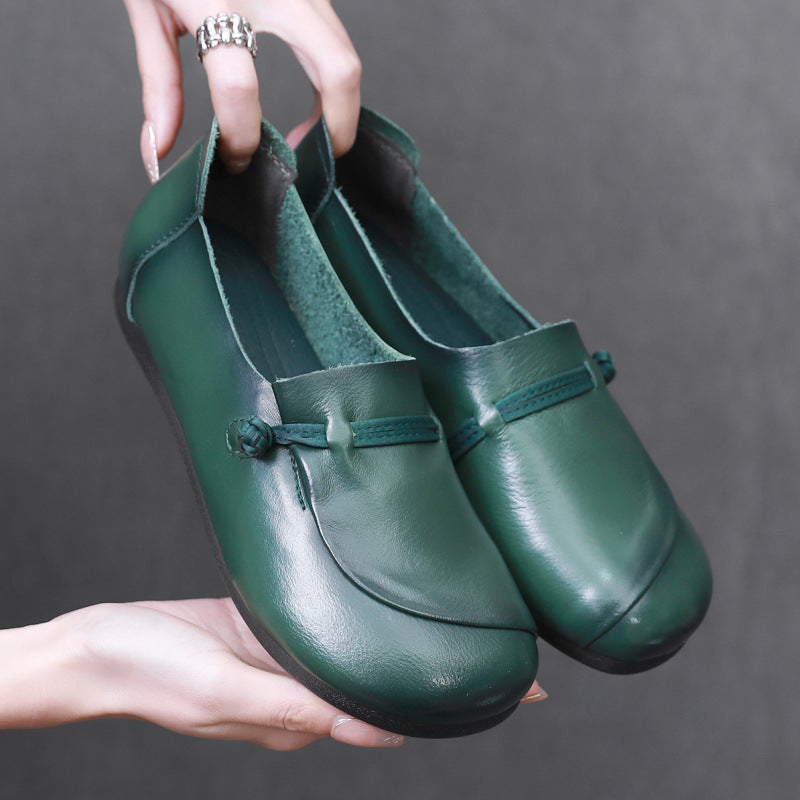 Women's Retro Slip-On Flats – Comfortable Everyday Shoes