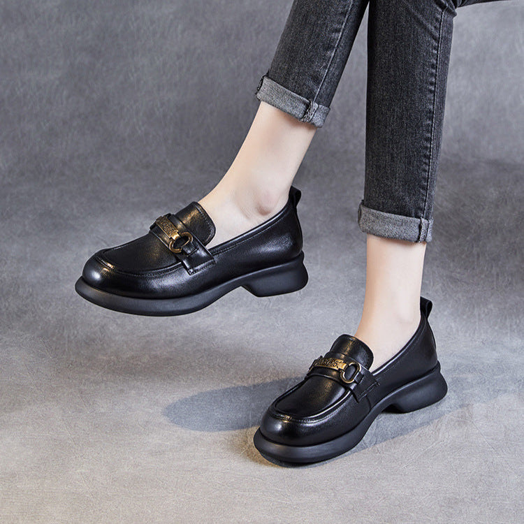 Women's Retro Soft Genuine Leather Loafers – Comfortable Chain Detail