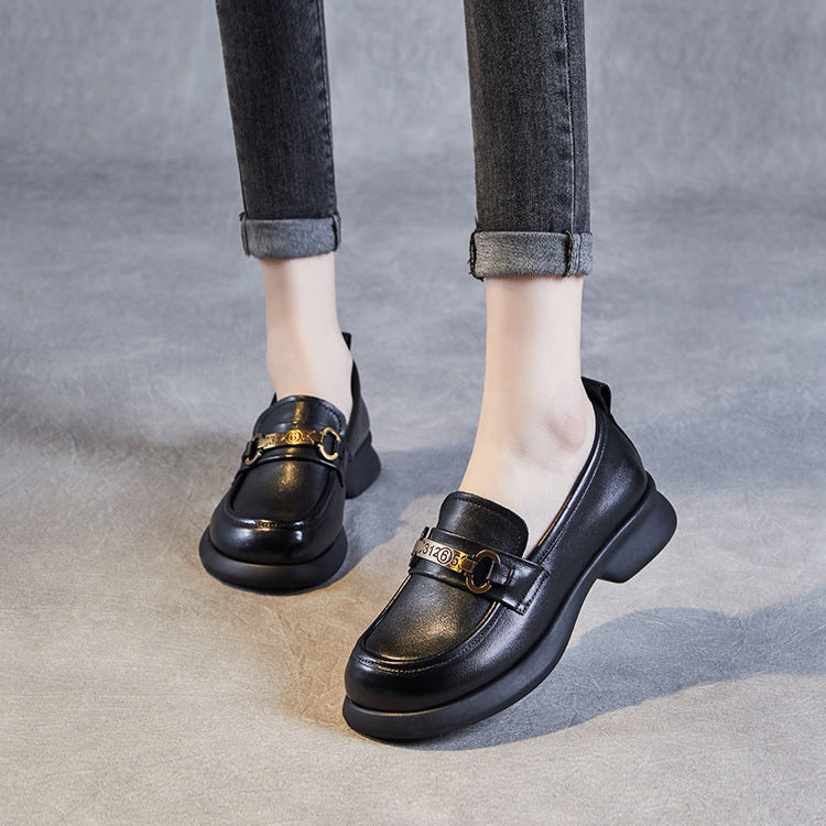 Women's Retro Soft Genuine Leather Loafers – Comfortable Chain Detail