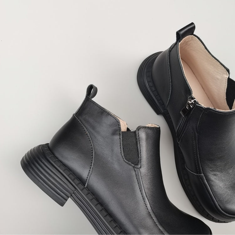 Women's British-Style Wide Toe Derby Boot – Soft Rubber Sole, Comfortable Fit