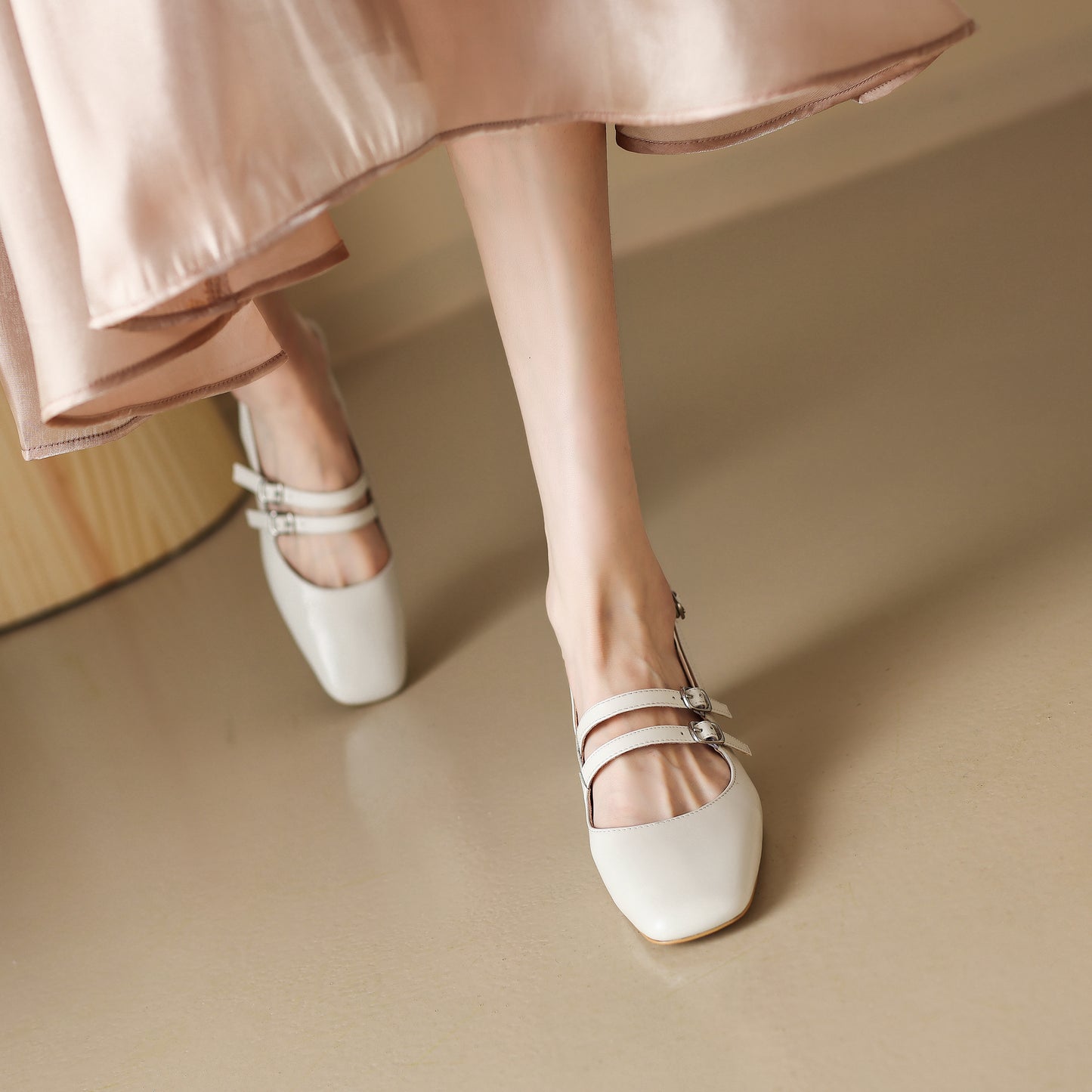 Women's Stylish Square Toe Mary Jane Double Strap Buckle Low Heel Sandals