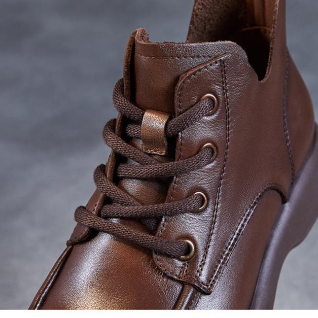 Women's Retro Soft Leather Lace Up Lightweight Non-Slip Ankle Boots