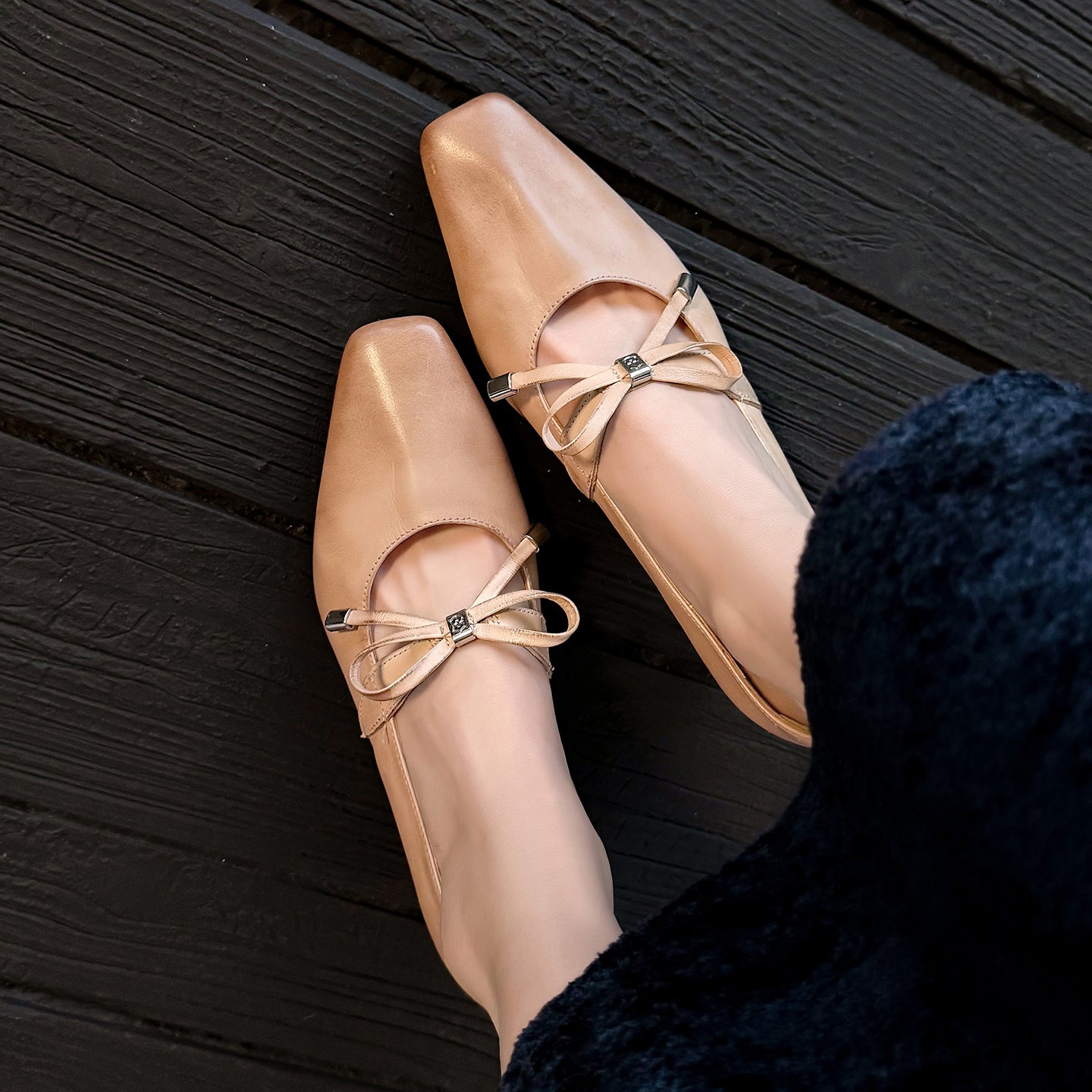 Women's Urban Executive Style Square Toe Bow High Heels Elegant Pumps
