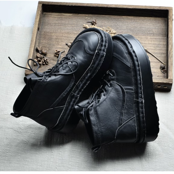Women Leather Wide Toe Box Platform Casual Lace-up Boots