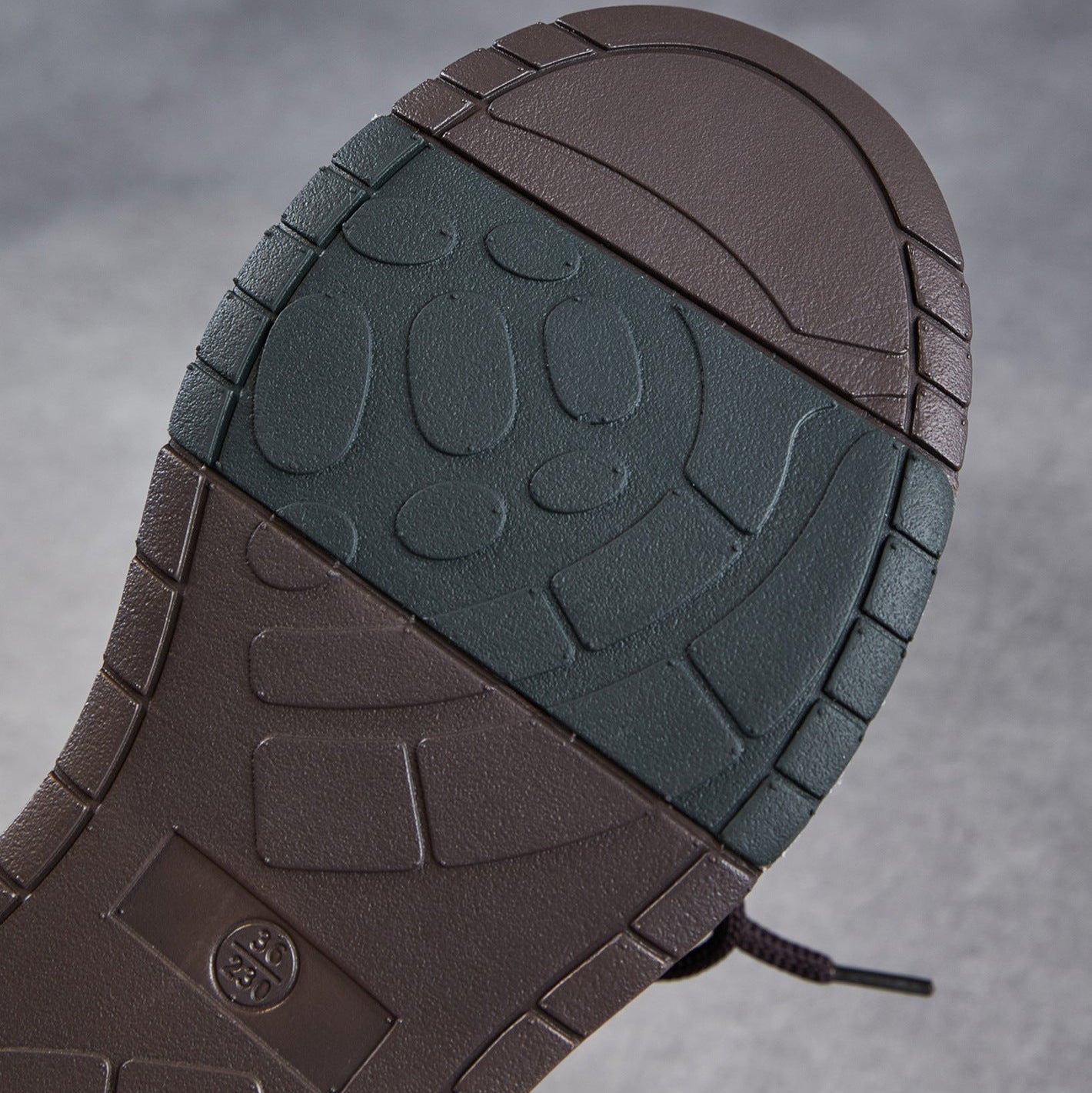 Women’s Leather Lace-Up Platform Wedge Shoes – Retro Non-Slip Casual Style