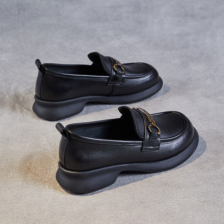 Women's Retro Soft Genuine Leather Loafers – Comfortable Chain Detail
