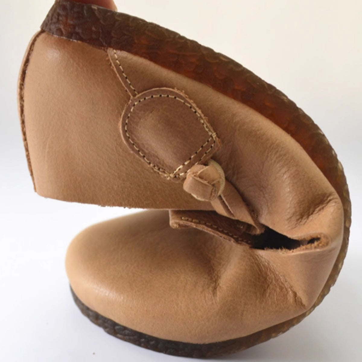 Women's Casual Flat Soft Leather Minimalist Style Slip-on Shoes