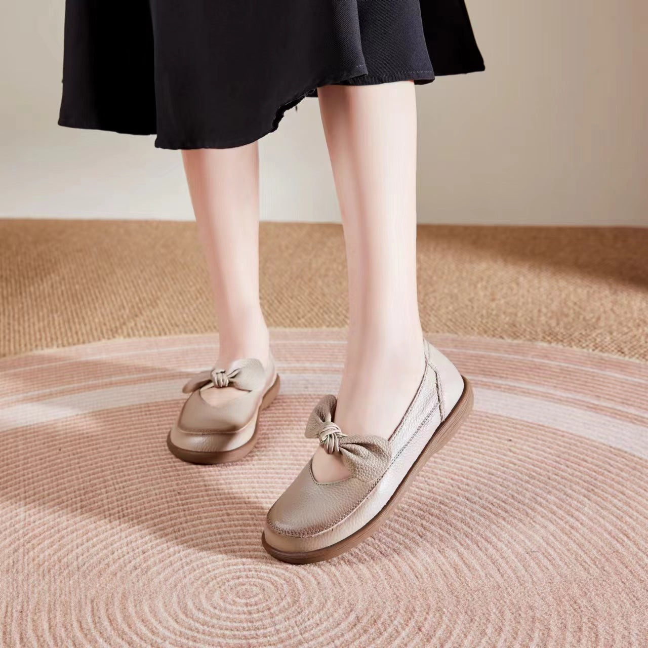 Women's Leather Comfort Bow Flat Shoes