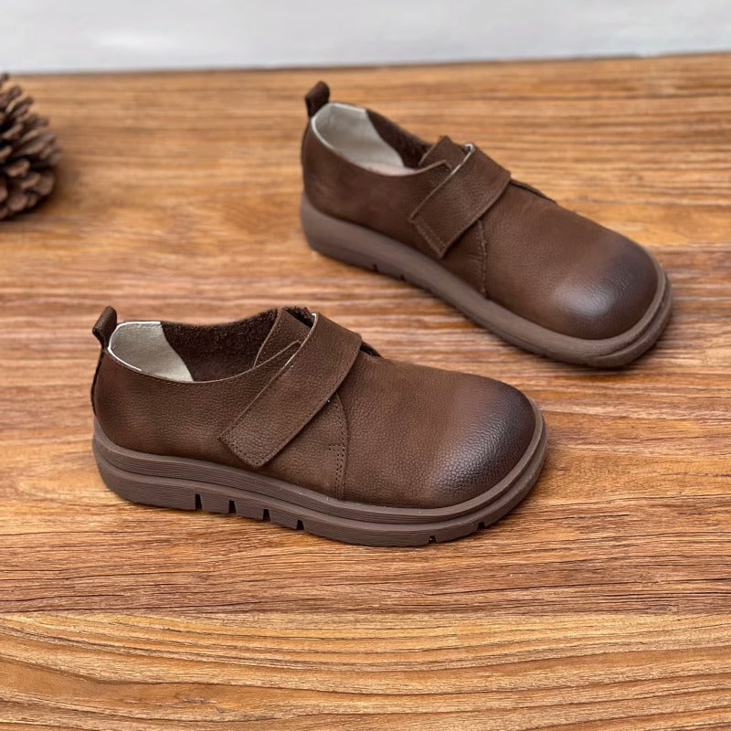 Women's Retro Comfort Leather Flat Casual Velcro Loafers