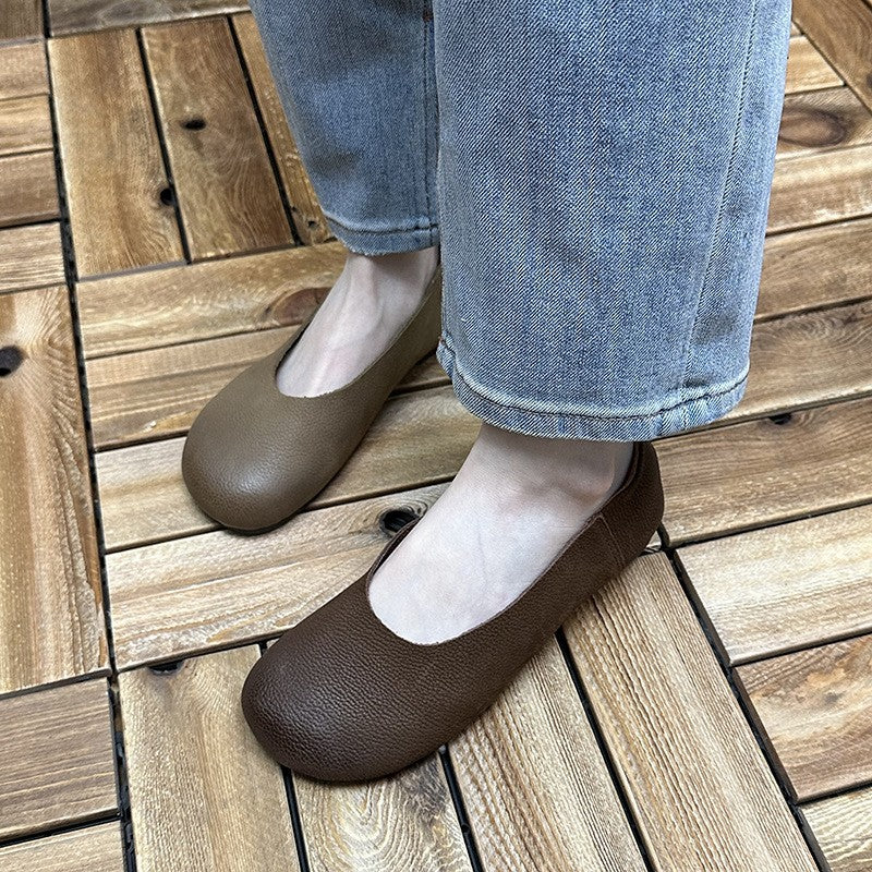 Women's Soft Leather Slip-On Flats – Minimalist Round Toe Casual Shoes
