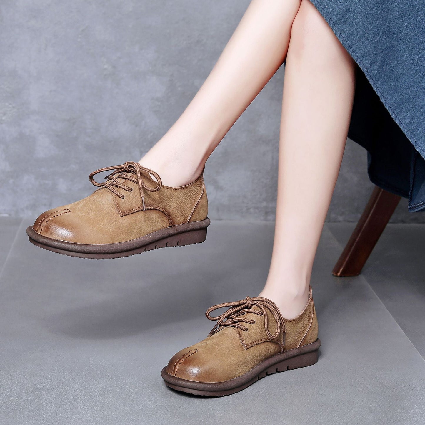 Women's Vintage Handmade Solid Soft Leather Casual Lace-up Shoes