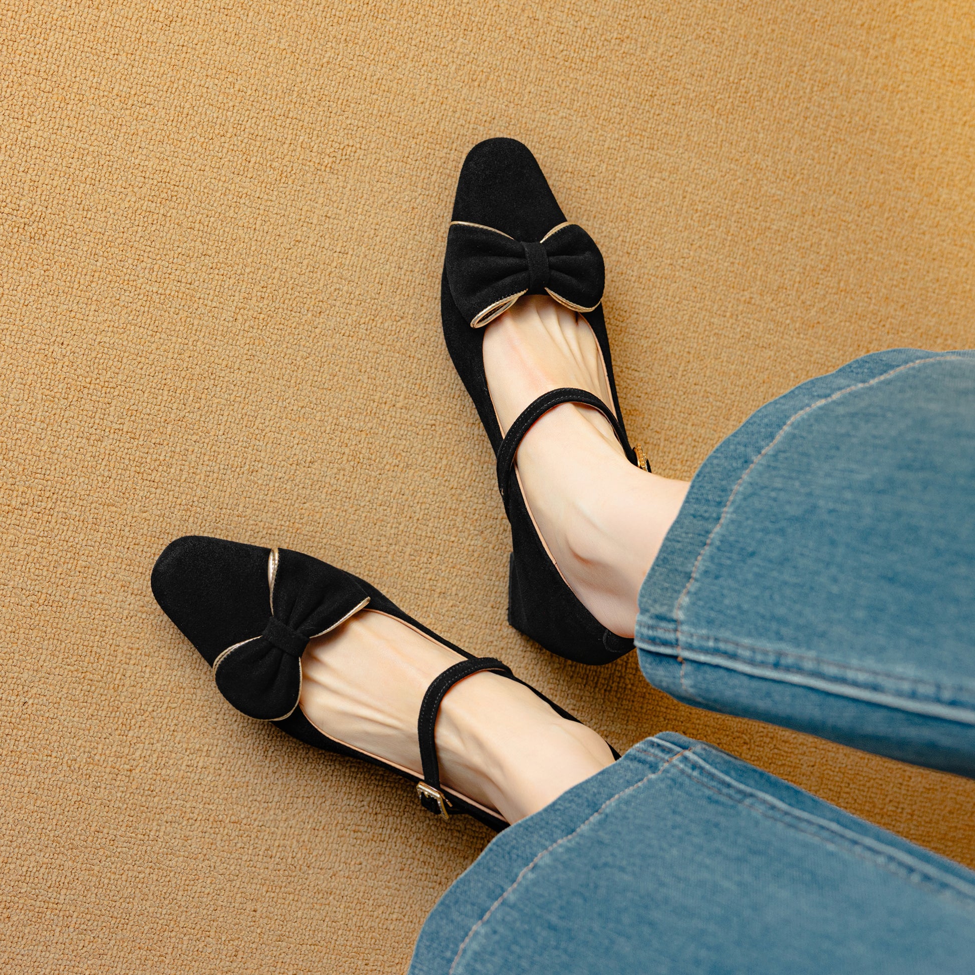 Suede Buckle With Bowknot Low Heeled Retro Women's Shoes - RetroStep