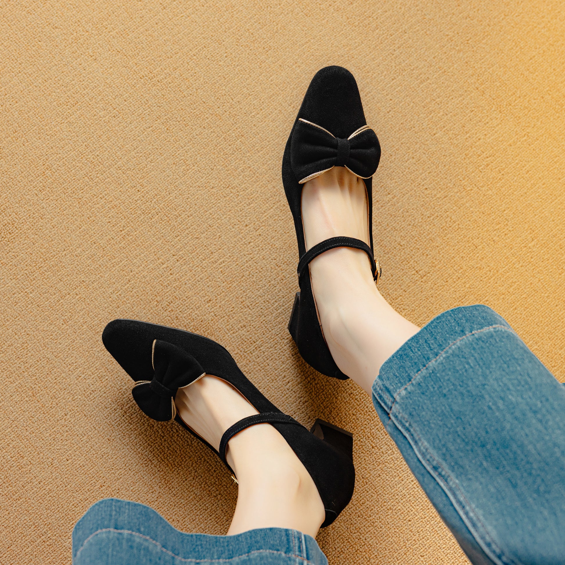 Suede Buckle With Bowknot Low Heeled Retro Women's Shoes - RetroStep