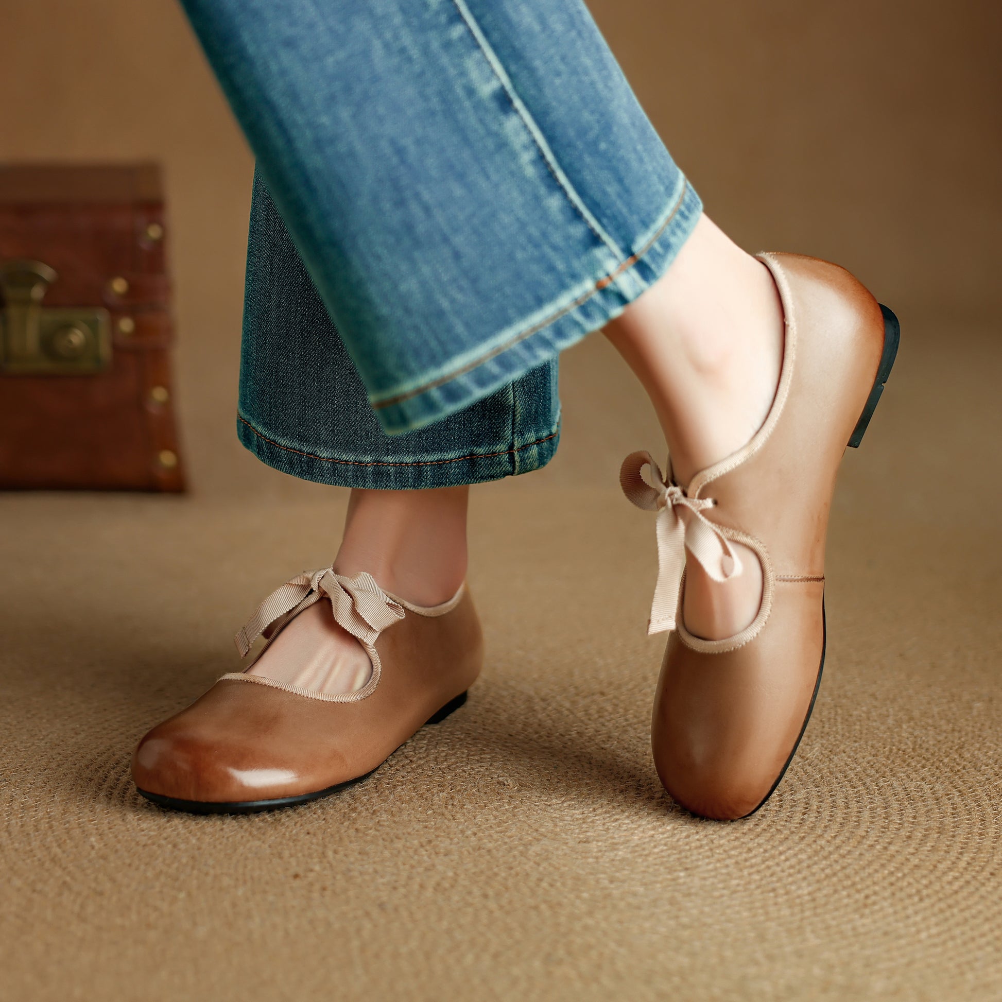 Women's French Romantic Round Toe Flat Mary Jane Flat Lace Up Shoes - RetroStep