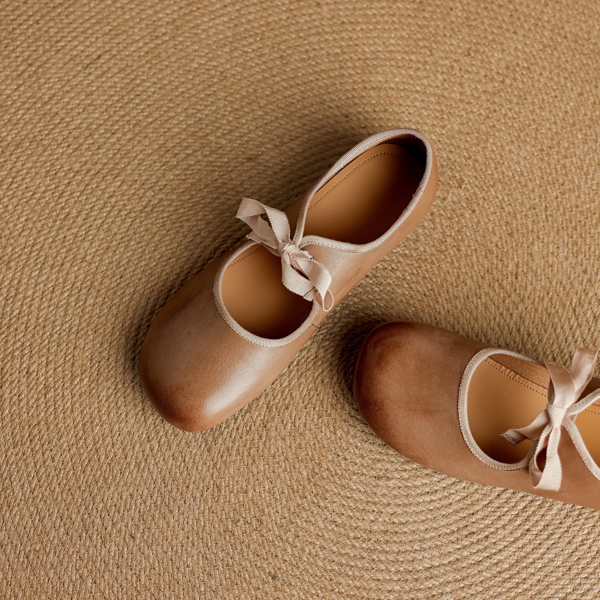 Women's French Romantic Round Toe Flat Mary Jane Flat Lace Up Shoes - RetroStep