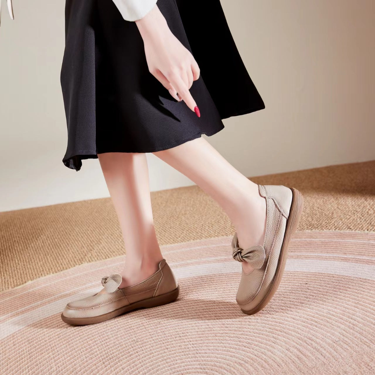 Women's Leather Comfort Bow Flat Shoes