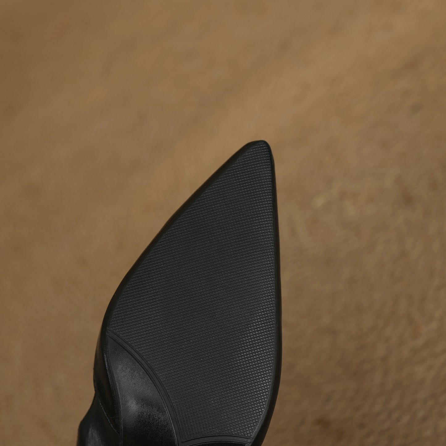 Women's Pointed Toe Leather Classic High Heels Pumps - RetroStep