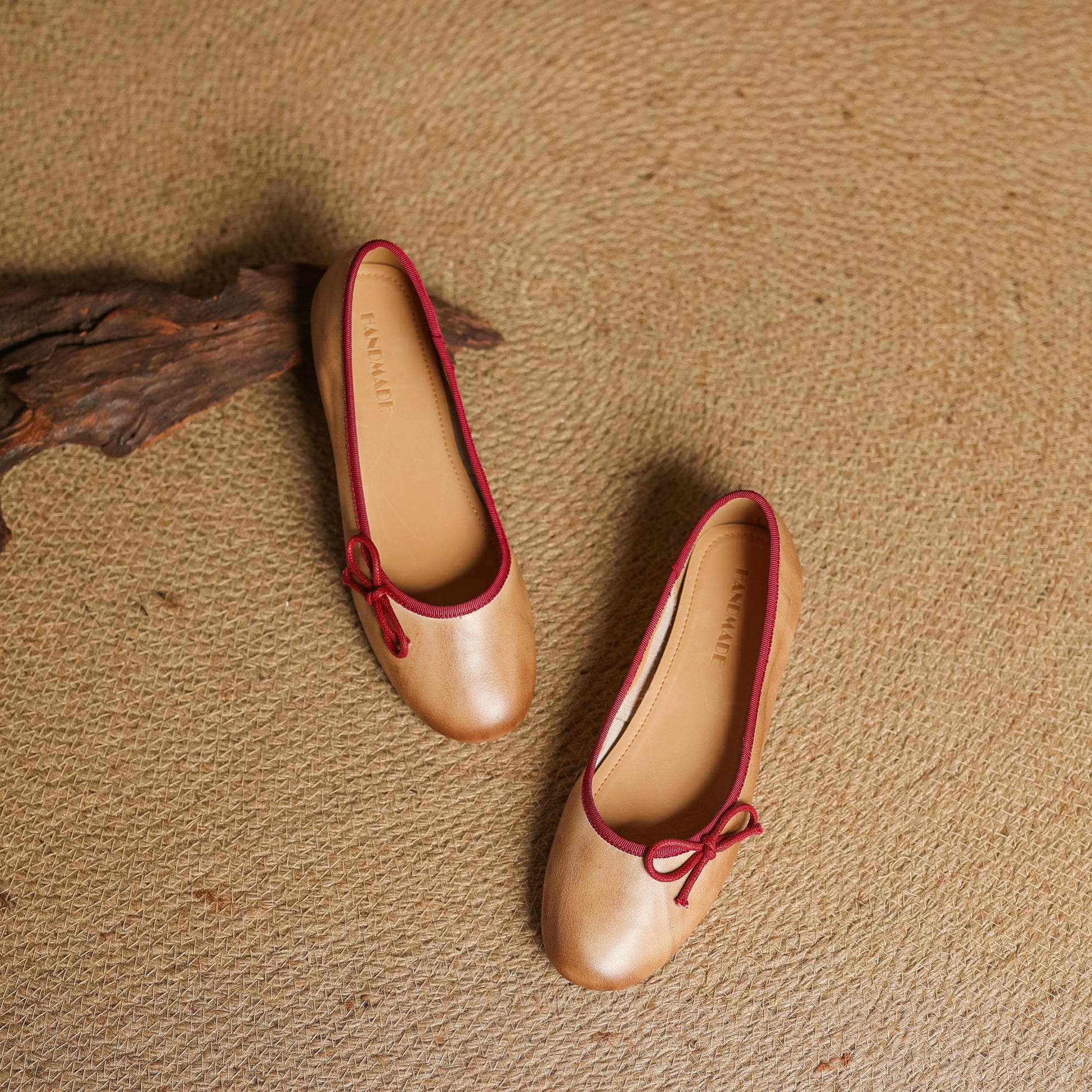 Handmade Comfortable Leather Flat Women's Shoes Minimalist Retro Style - RetroStep