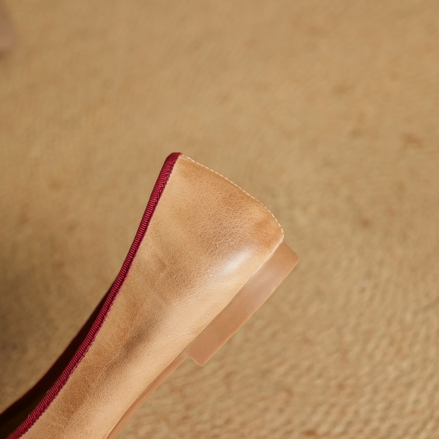 Handmade Comfortable Leather Flat Women's Shoes Minimalist Retro Style - RetroStep