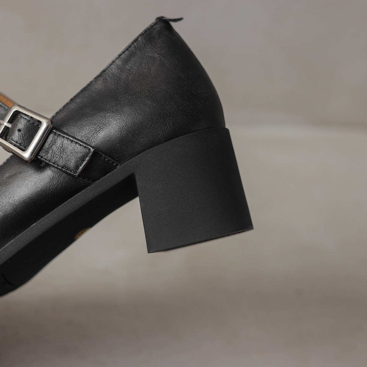 Women's Preppy Style Vintage Chunky Heel Buckle Mary Jane Pump