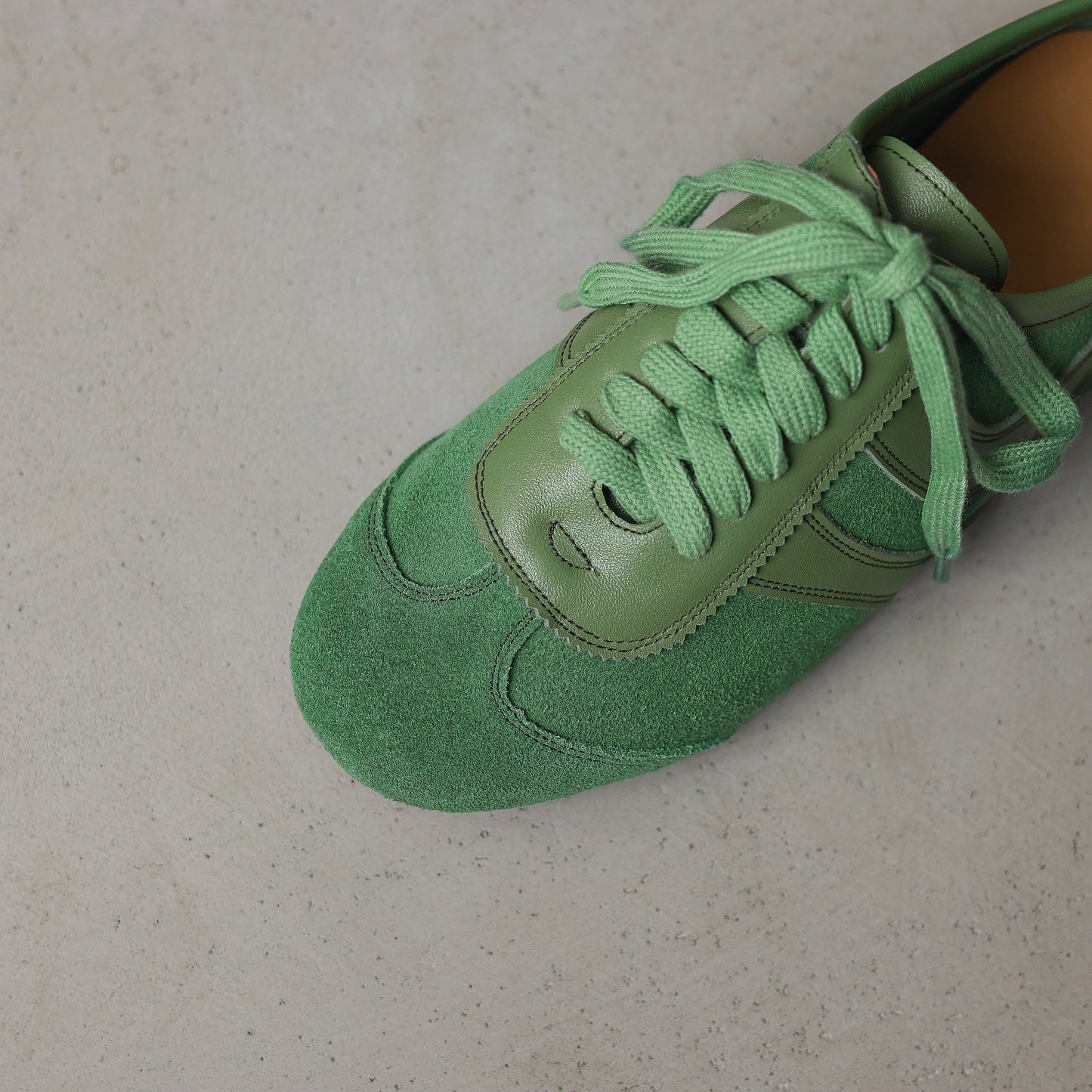 Women's Flat Cow Suede Lace-Up Soft Comfortable German Army Trainers