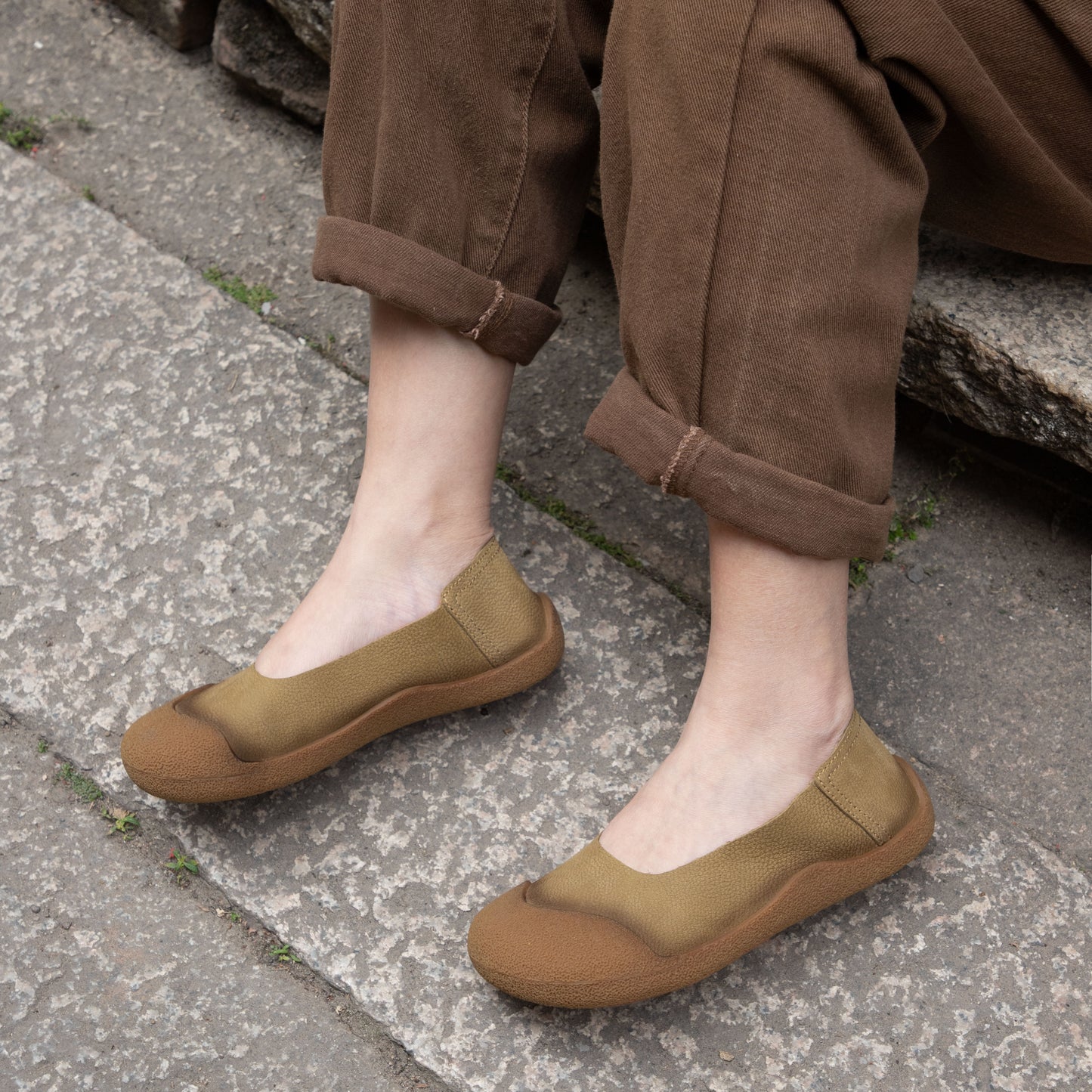 Women's Leather Casual Pull-On Glove Shoes