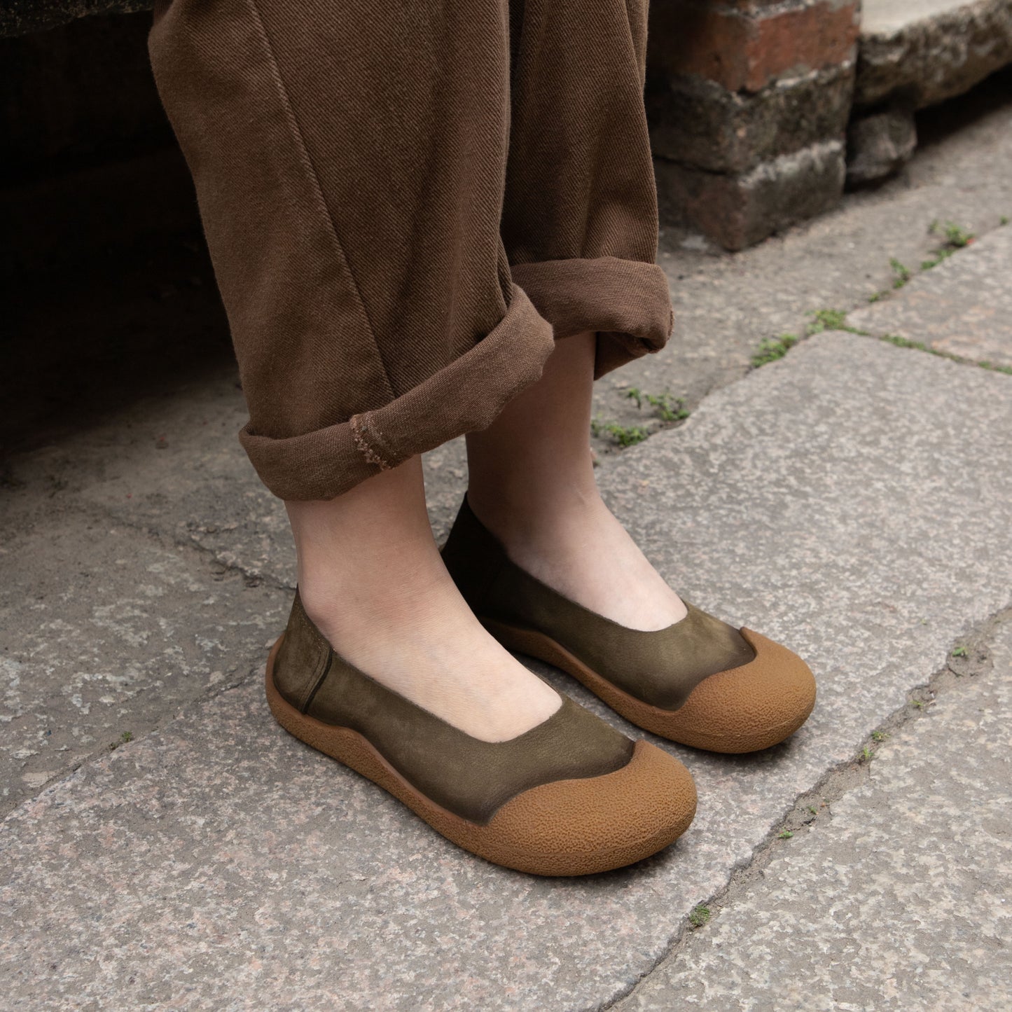 Women's Leather Casual Pull-On Glove Shoes