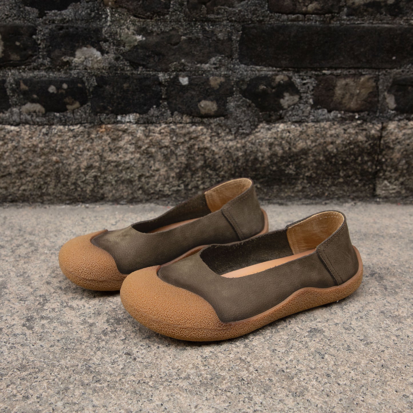 Women's Leather Casual Pull-On Glove Shoes