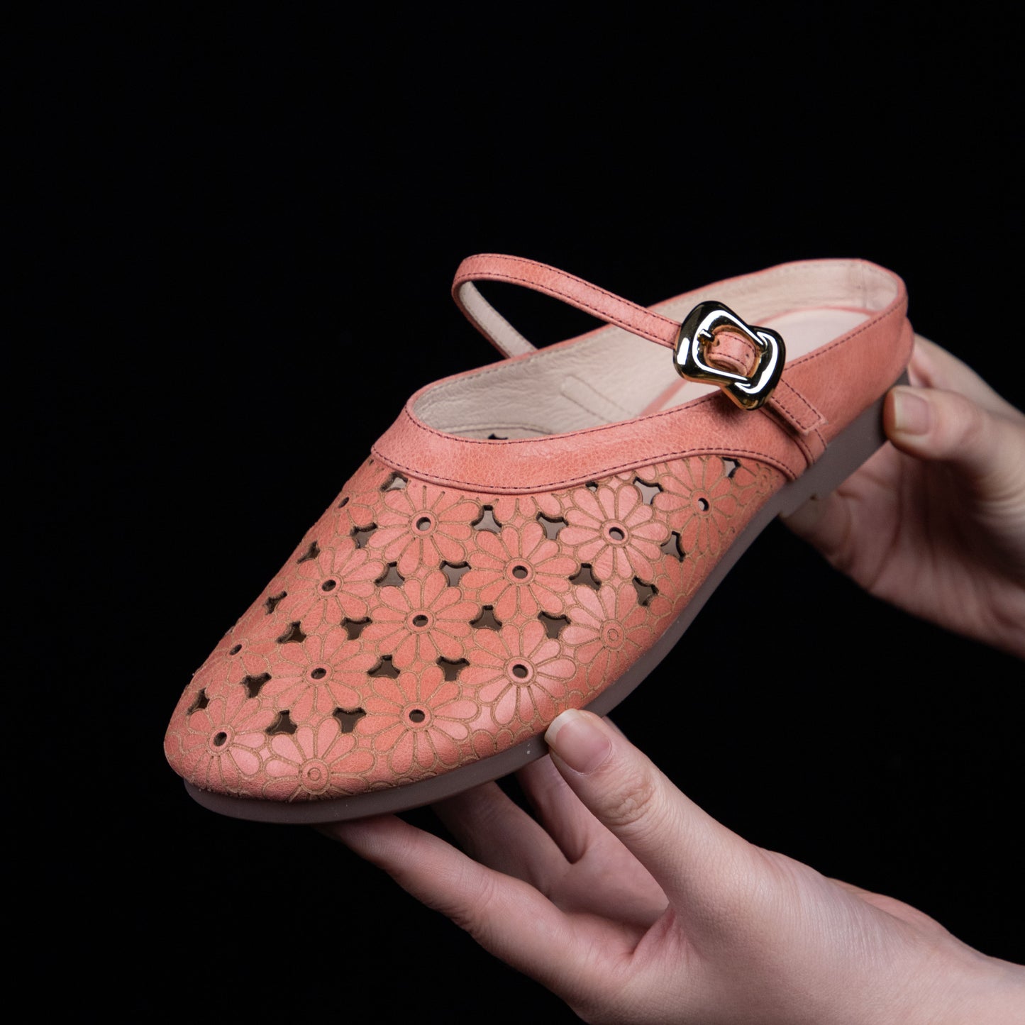 Women's Leather Summer Hollow Out Flat Sandals Mule Shoes