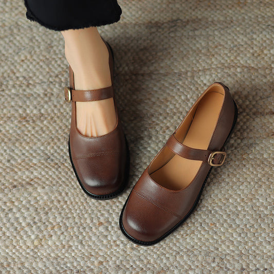 Handcrafted Vintage Mary Jane Shoes: Elegant Footsteps Through Time