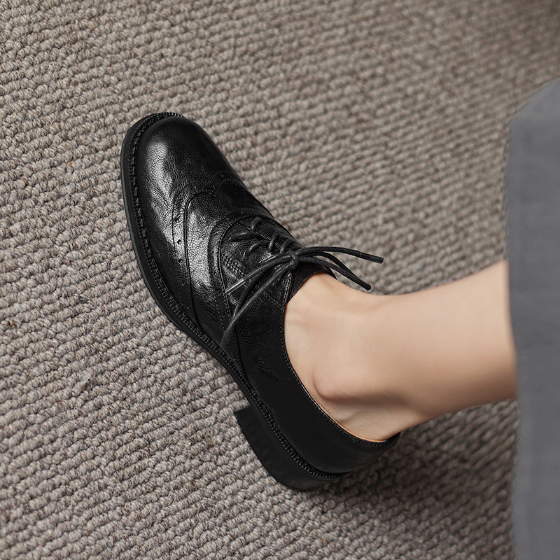 Women's Retro Leather Brogue Shoes Vintage Round Toe Lace-up Oxford Flats