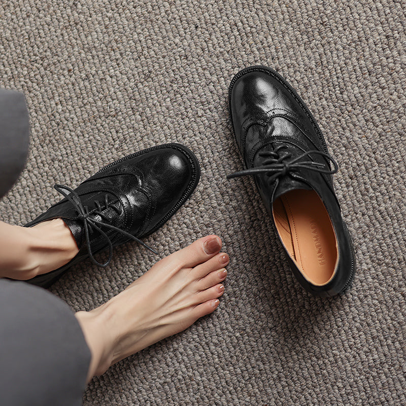 Women's Retro Leather Brogue Shoes Vintage Round Toe Lace-up Oxford Flats