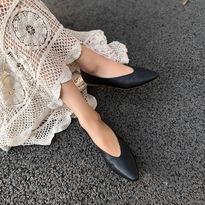 Women's Premium Leather Ballet Flats - V-Cut Pointed Toe Shoes Lightweight Spring Summer Shoes