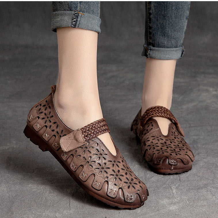 Floral Cut-out Leather Sandals - Women's Retro Round Toe Summer Walking Flats