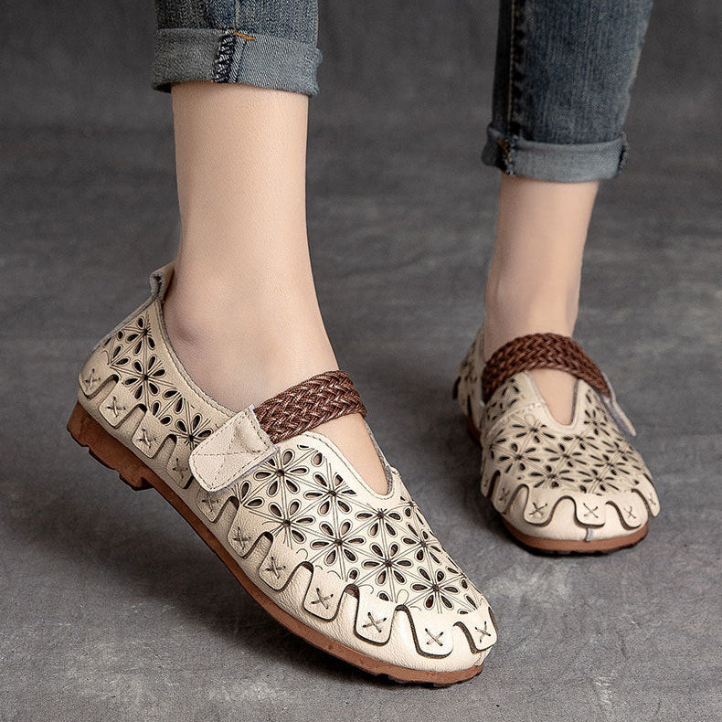 Floral Cut-out Leather Sandals - Women's Retro Round Toe Summer Walking Flats