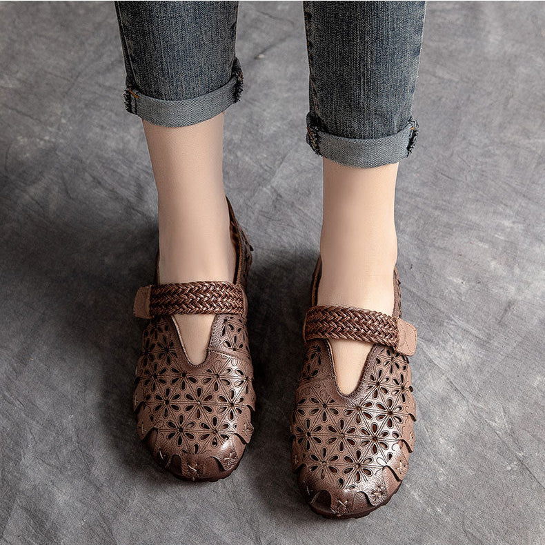 Floral Cut-out Leather Sandals - Women's Retro Round Toe Summer Walking Flats