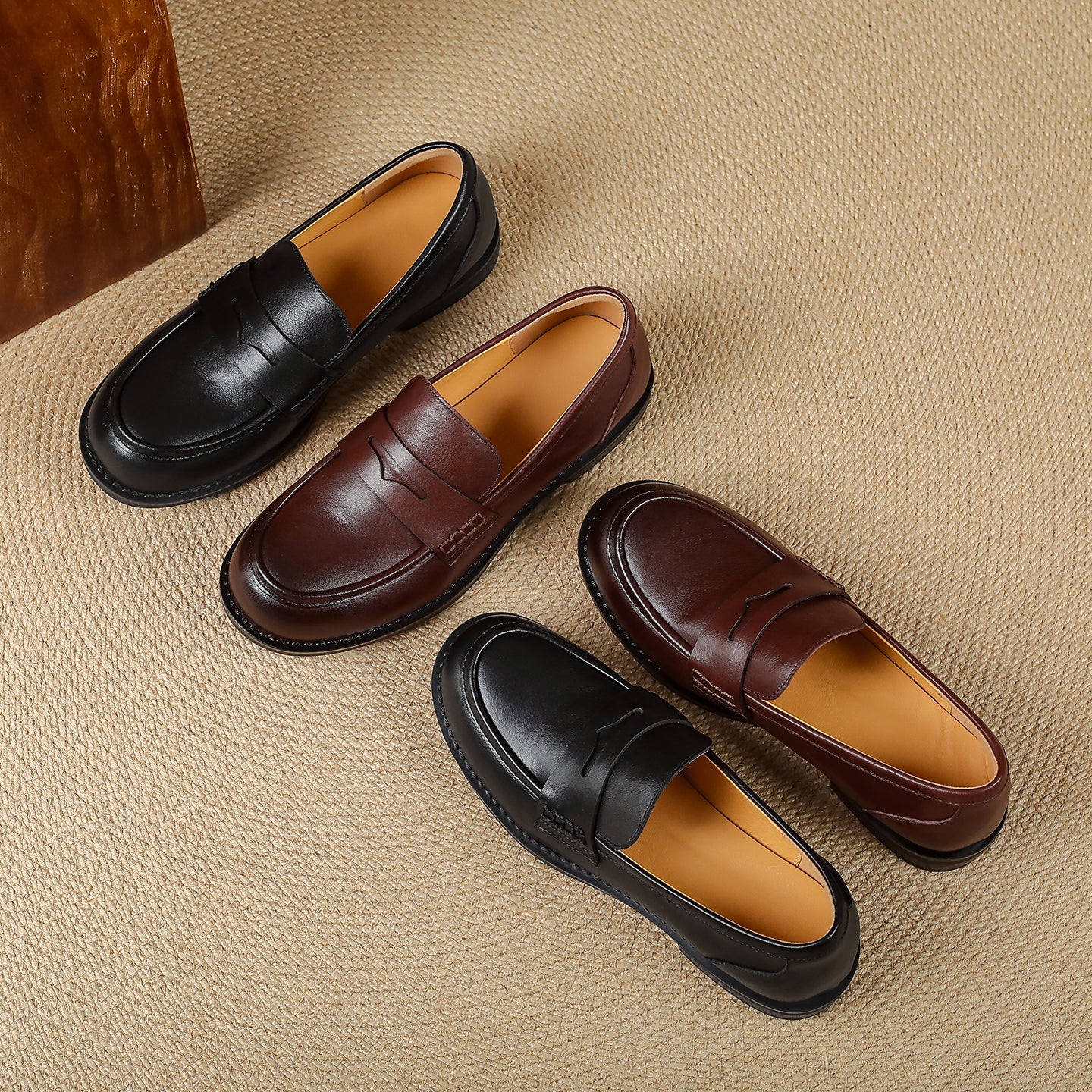Women's Retro Leather Loafers Vintage Round Toe Slip-on Penny Flats
