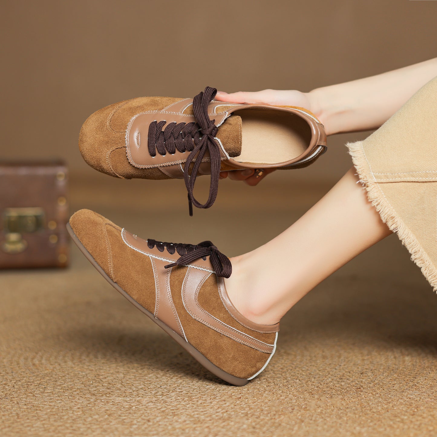 Women's Flat Cow Suede Lace-Up Soft Comfortable German Army Trainers