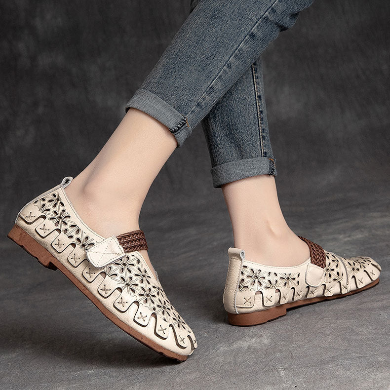Floral Cut-out Leather Sandals - Women's Retro Round Toe Summer Walking Flats
