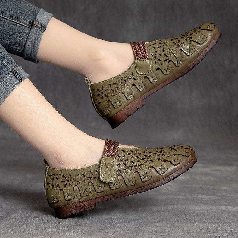 Floral Cut-out Leather Sandals - Women's Retro Round Toe Summer Walking Flats