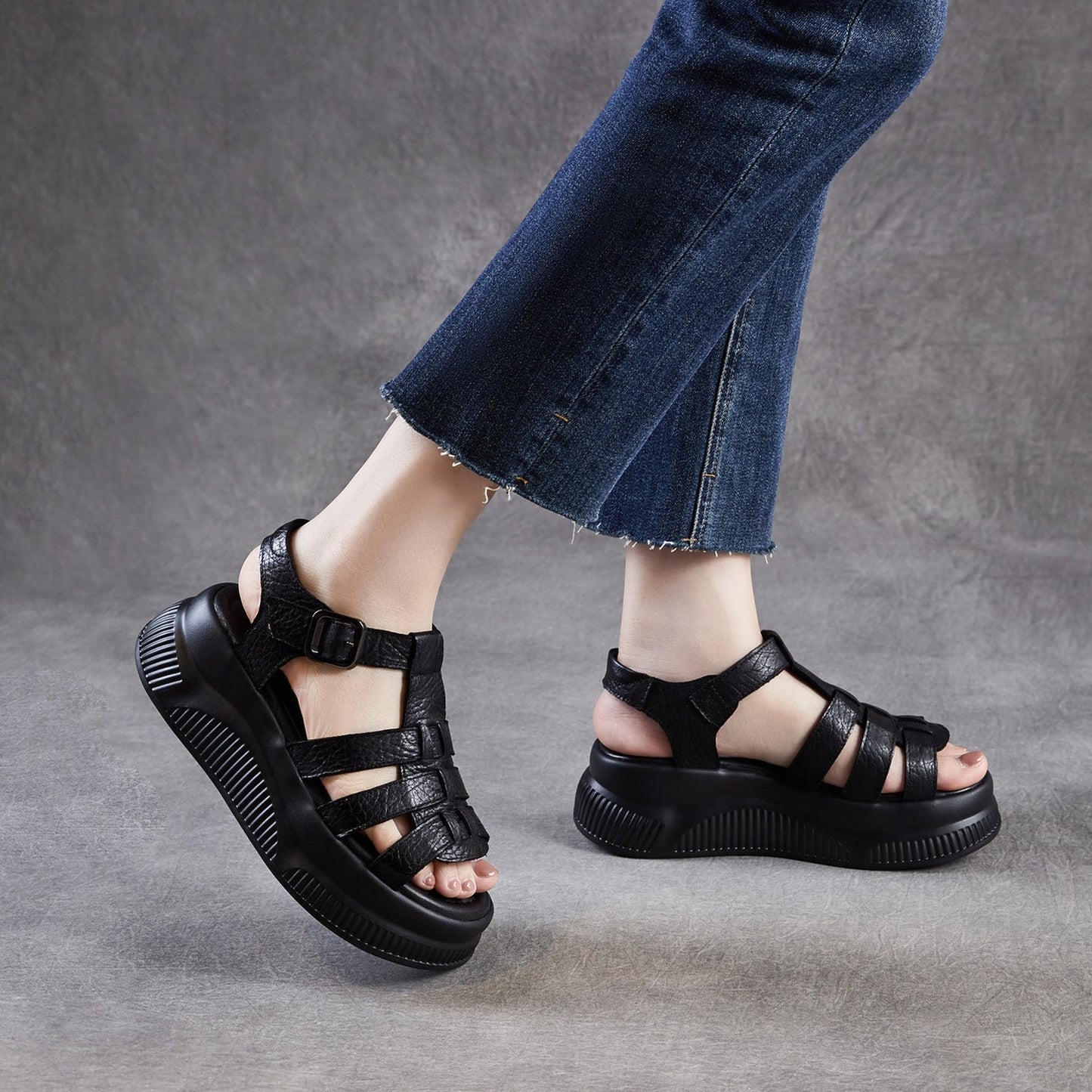 Women's Retro Leather Roman Sandals Vintage Round Toe Platform Chunky Platform Heels