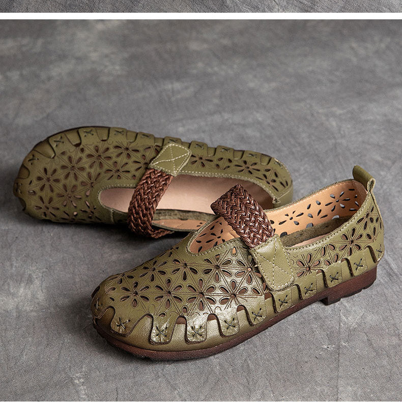 Floral Cut-out Leather Sandals - Women's Retro Round Toe Summer Walking Flats