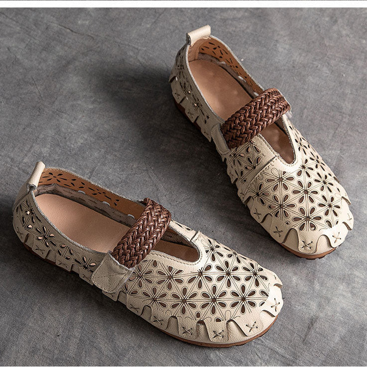 Floral Cut-out Leather Sandals - Women's Retro Round Toe Summer Walking Flats