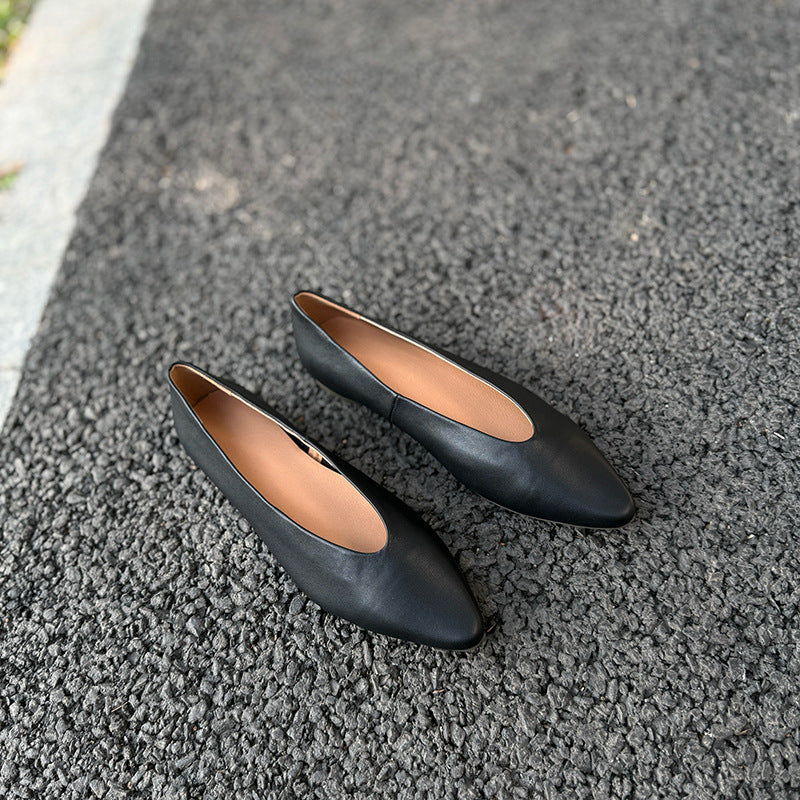 Women's Premium Leather Ballet Flats - V-Cut Pointed Toe Shoes Lightweight Spring Summer Shoes
