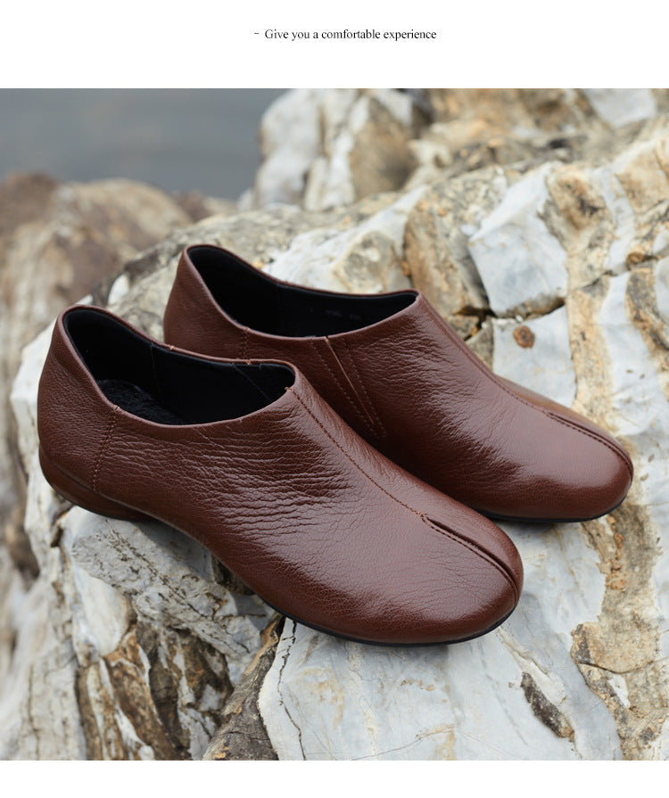 Women's Leather Center-Stitched Round Toe Loafers Soft Walking Shoes