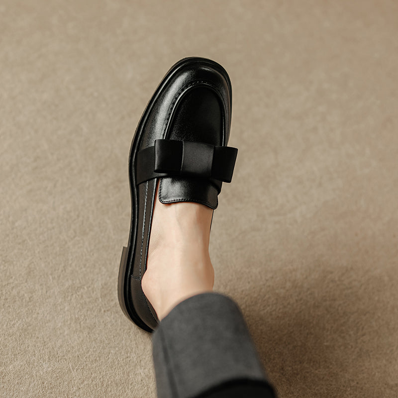Women's Handmade Retro Bow British Style Low Heeled Loafers